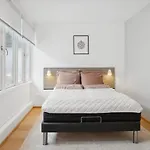 Central 3-Bedroom Apartment With A Big Terrace And Fitness Room