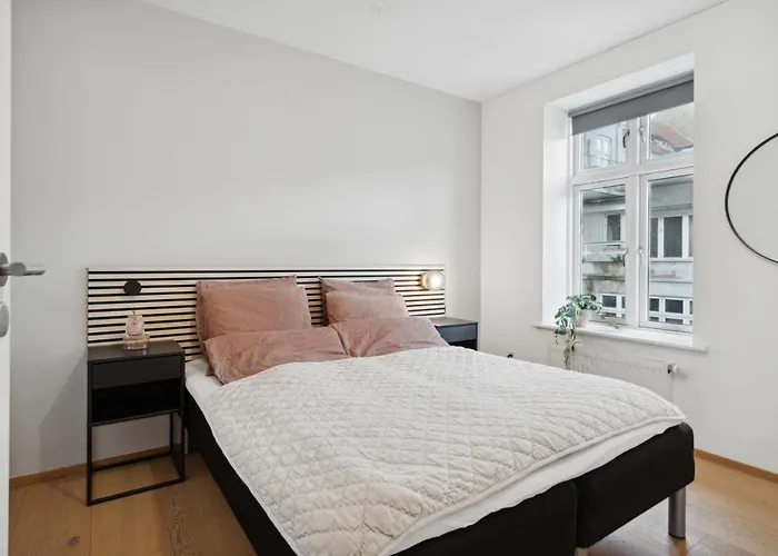 Central 3-Bedroom Apartment With A Big Terrace And Fitness Room